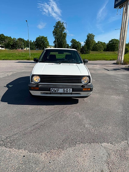 Volkswagen Golf II 3 of 5