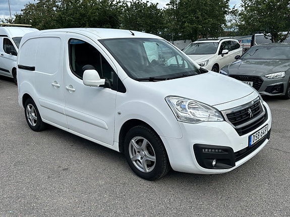 Peugeot Partner 2 of 5