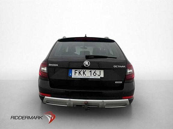 Skoda Octavia Scout 6 of 30