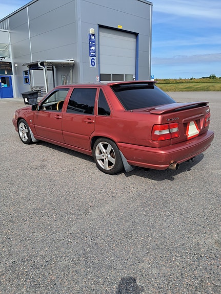Volvo S70 3 of 9