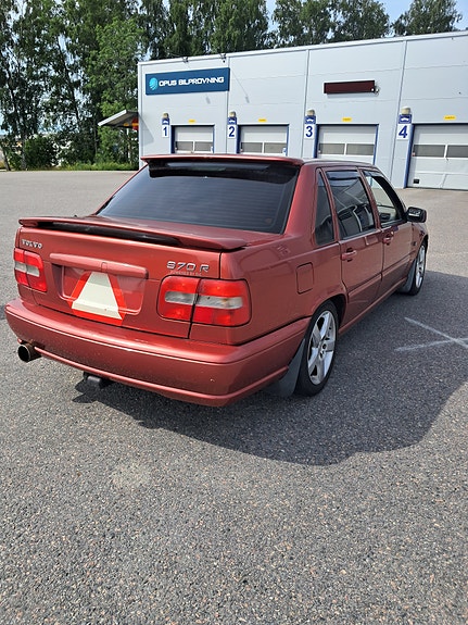 Volvo S70 4 of 9