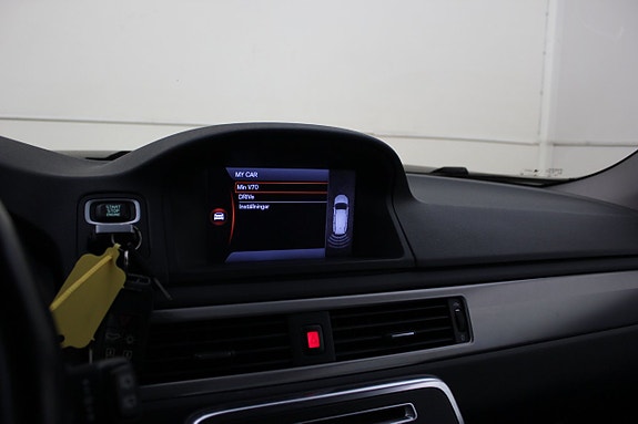 Volvo V70 16 of 16