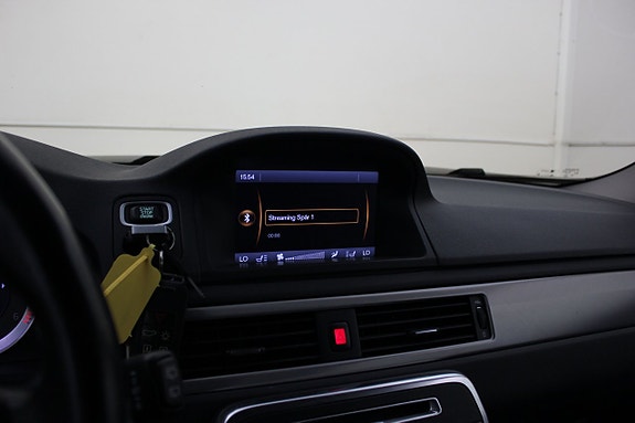 Volvo V70 15 of 16