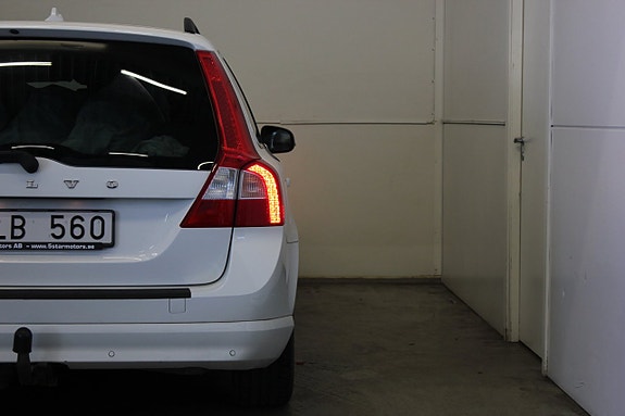 Volvo V70 6 of 16