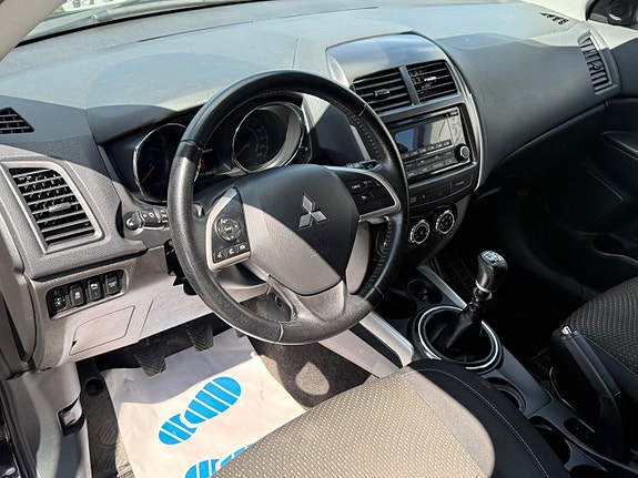 Mitsubishi ASX 8 of 11