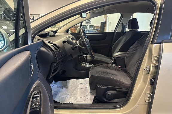Citroen C4 14 of 23
