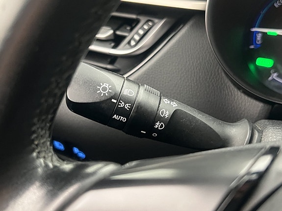 Toyota C-HR 18 of 28