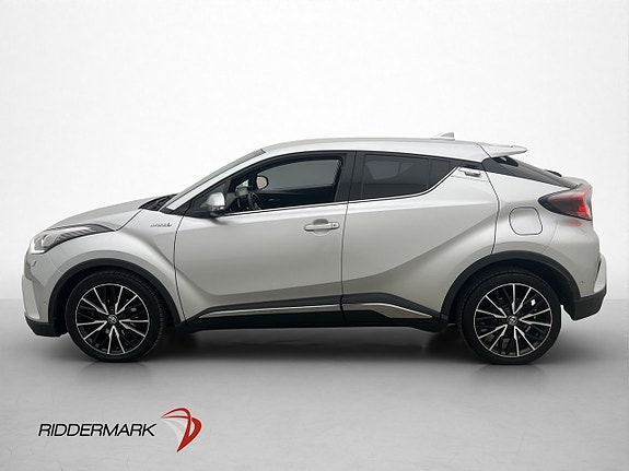 Toyota C-HR 2 of 5