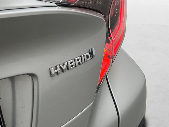 Toyota C-HR 8 of 28