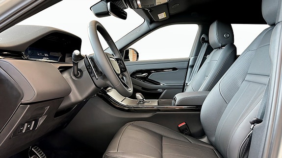 Land Rover Range Rover Evoque 12 of 12