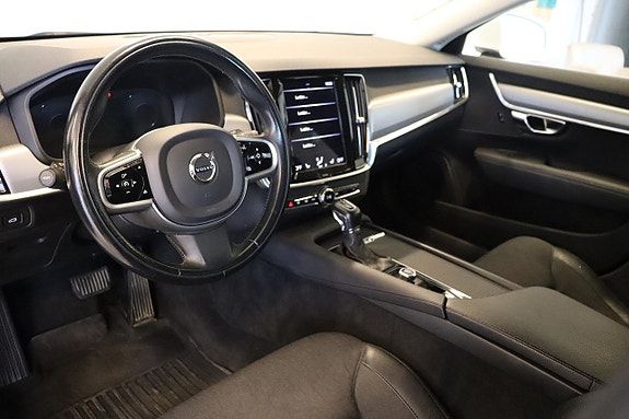 Volvo V90 8 of 15