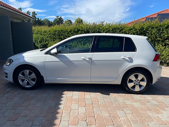 Volkswagen Golf VII 4 of 5