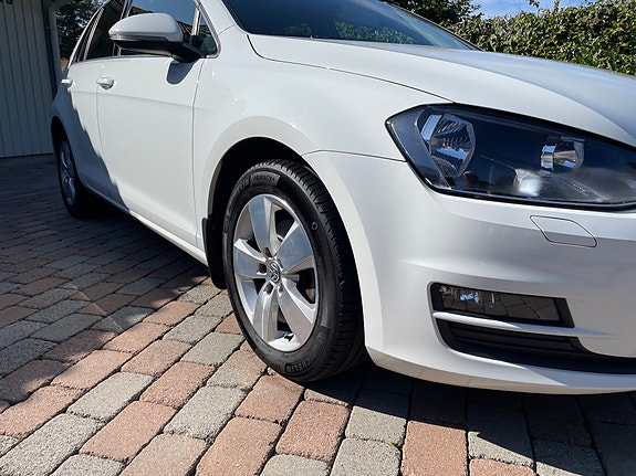 Volkswagen Golf VII 5 of 5
