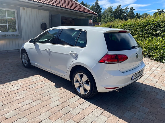 Volkswagen Golf VII 3 of 5