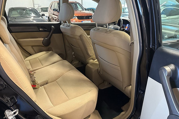 Honda CR-V 16 of 21
