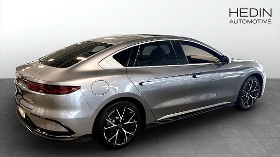 BYD Han 2 of 12
