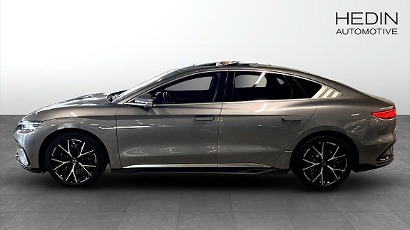 BYD Han 6 of 12