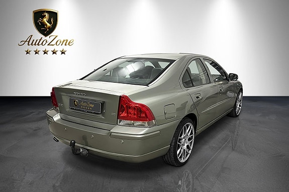 Volvo S60 5 of 5