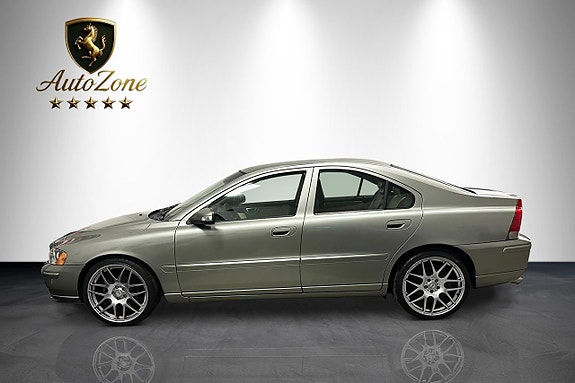 Volvo S60 3 of 5