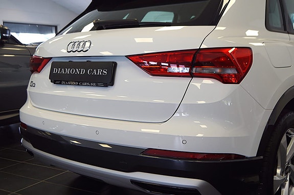 Audi Q3 9 of 16
