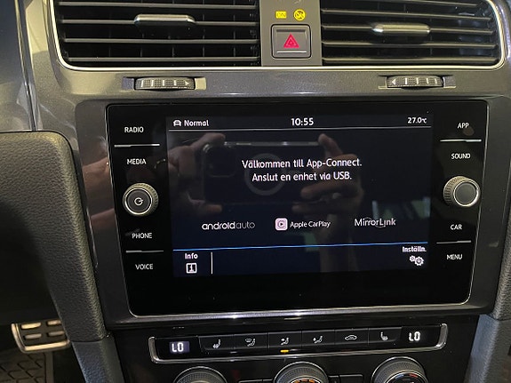 Volkswagen Golf Alltrack 10 of 14