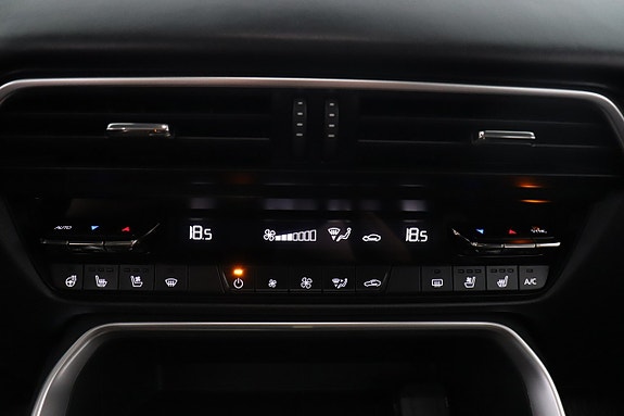 Mazda CX-60 28 of 30