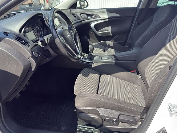 Opel Insignia 11 of 12