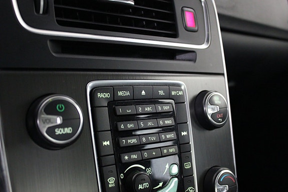 Volvo S60 18 of 18