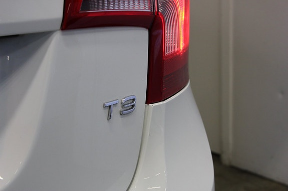 Volvo S60 7 of 18
