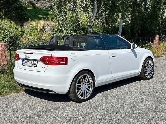 Audi Cabriolet 4 of 5