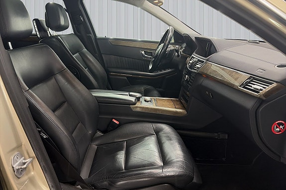 Mercedes-Benz E350 16 of 20