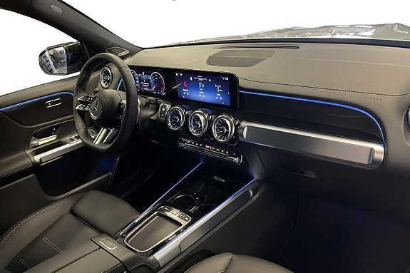 Mercedes-Benz GLB220 d 11 of 21