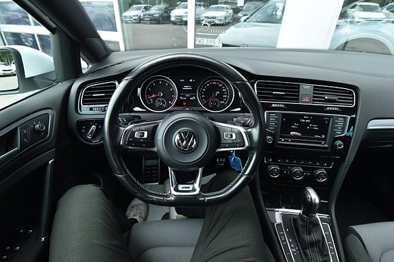 Volkswagen Golf I 14 of 25