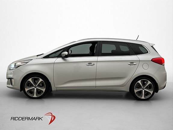 Kia Carens 4 of 30