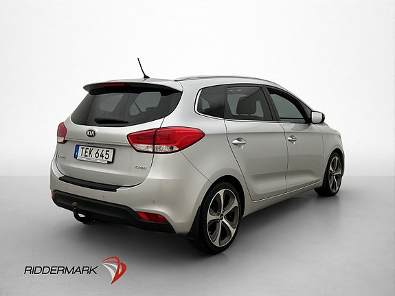Kia Carens 8 of 30