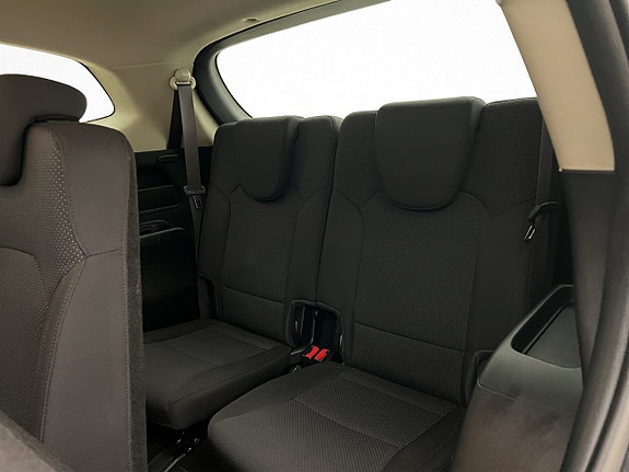 Kia Carens 17 of 30