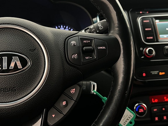 Kia Carens 23 of 30