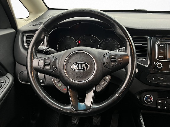 Kia Carens 14 of 30