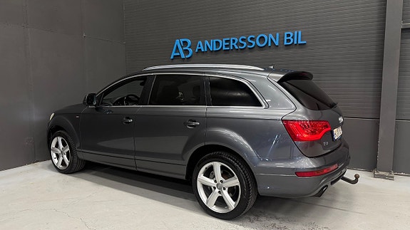 Audi Q7 6 of 30