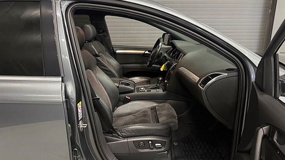 Audi Q7 17 of 30