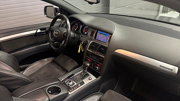 Audi Q7 18 of 30