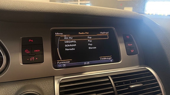 Audi Q7 27 of 30