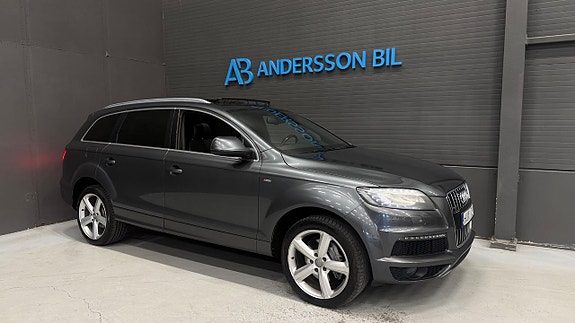 Audi Q7 4 of 5