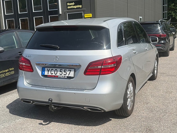 Mercedes-Benz B180 6 of 13