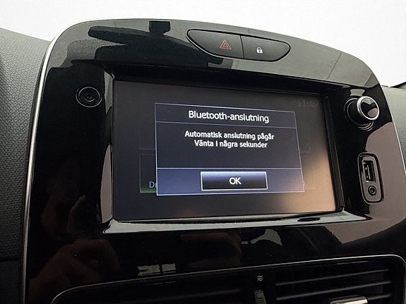 Renault Clio 24 of 30
