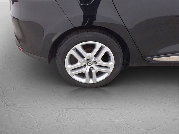 Renault Clio 29 of 30