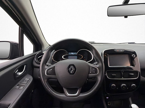 Renault Clio 16 of 30