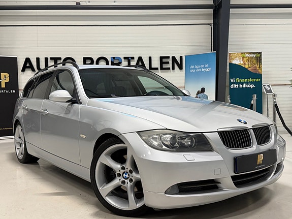 BMW 325i 4 of 5