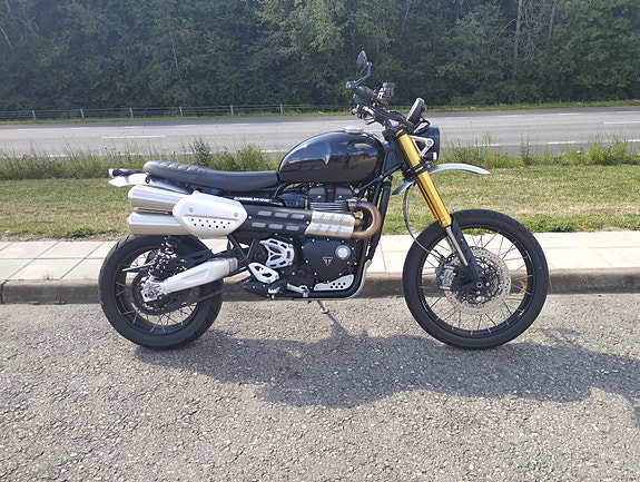 Triumph SCRAMBLER 1200 XE se utrustning! 3 of 7