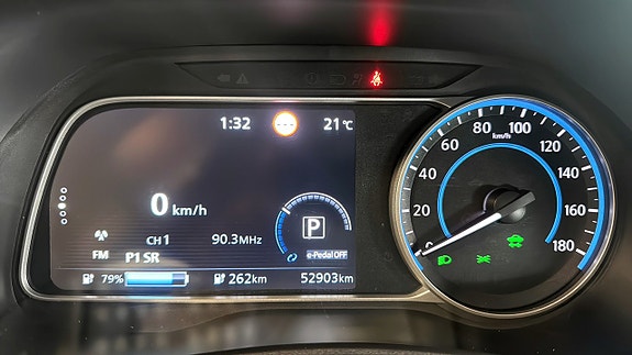 Nissan Leaf 16 of 19